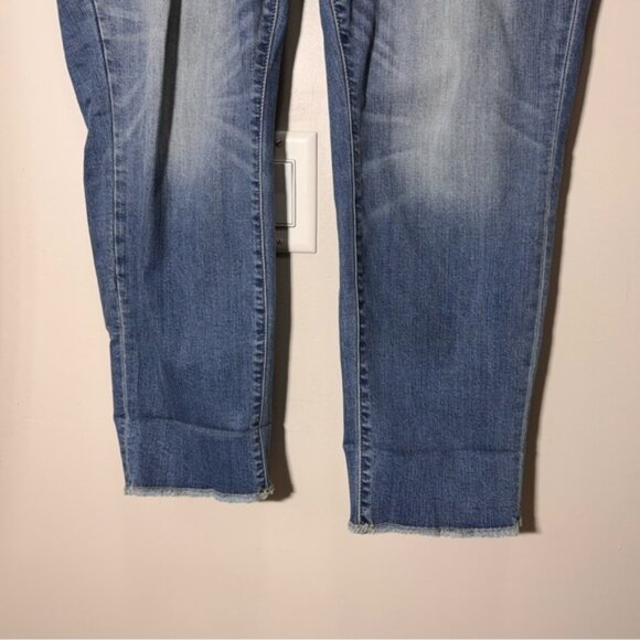 Torrid Crop Boyfriend Straight Vintage Stretch Mid-Rise Jean Size 16 - Picture 3 of 9